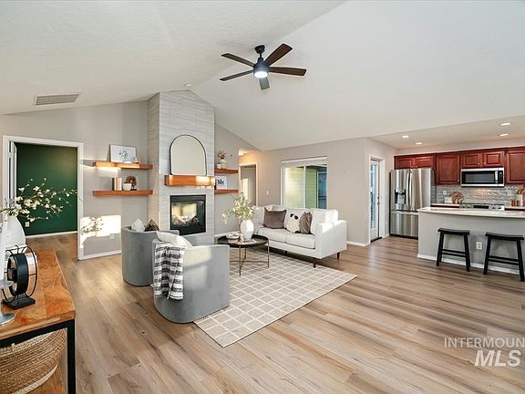 5th image of 408 S Whisperwood Way