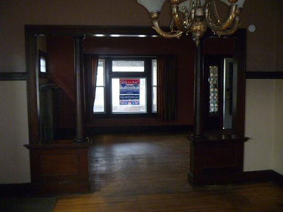 5th image of 65 N Tremont St