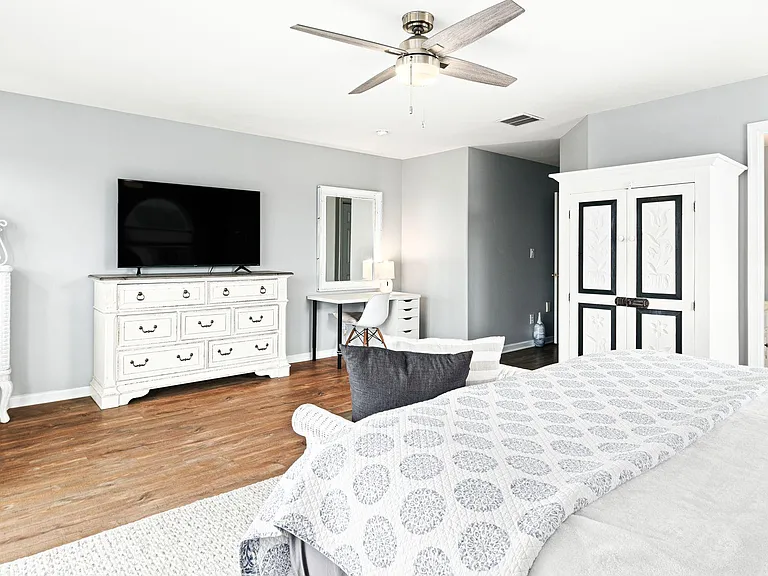 536 W Montgomery Ave — Photo 26