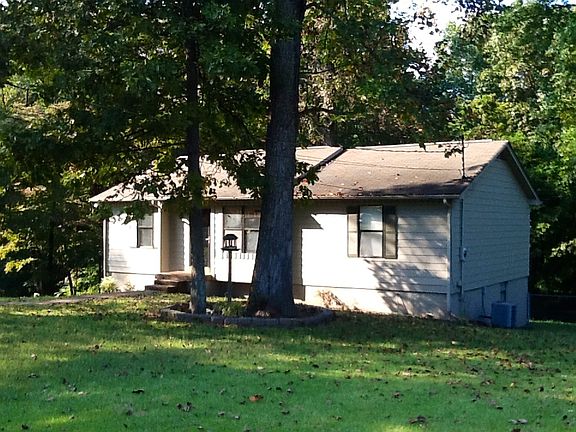 2nd image of 1125 Winding Way