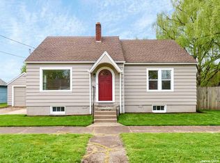 489 D St, Independence, OR 97351