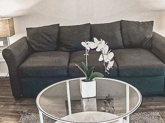 4th image of 946 Bronx Park S #6
