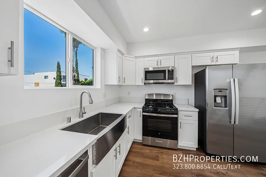 6334 Beck — Photo 4