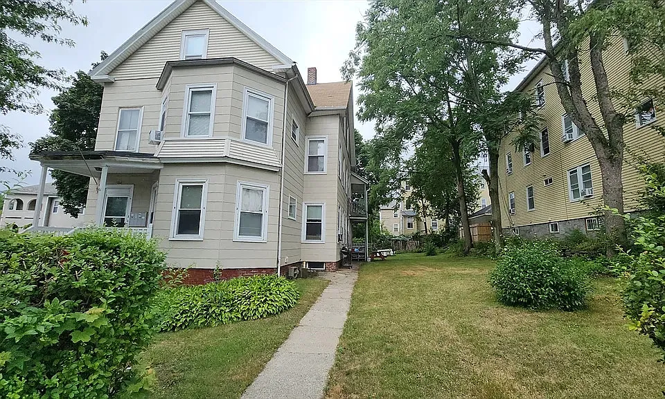 184 Vernon St #2