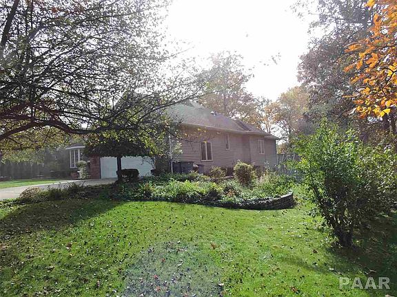 3rd image of 427 Norman Dr