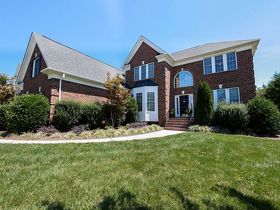 5th image of 2903 Blackburn Dr