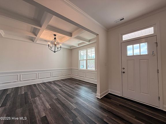 4th image of 111 Driftwood Court