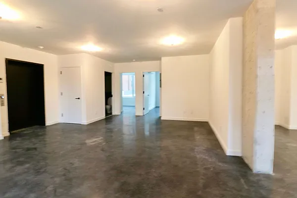 Rented by Compass | media 56