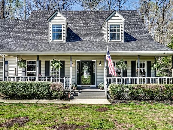 4th image of 8847 Greenwood Blvd