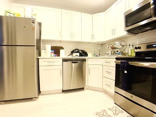 Rented by REAL New York | media 14