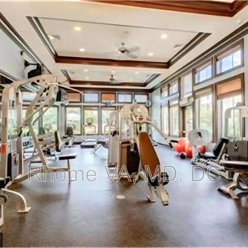2 bed, 2.0 bath, 1195 sqft, $2,500 — Photo 4