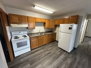 2104 3rd Ave SE #8, Aberdeen, SD 57401