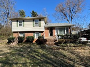6714 Crab Orchard Ct, Charlotte, NC 28212