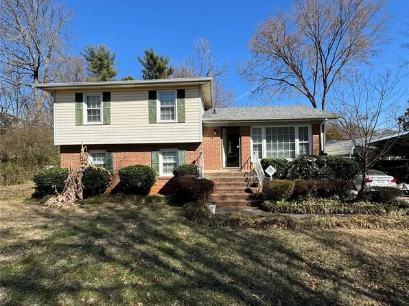 6714 Crab Orchard Ct, Charlotte, NC 28212