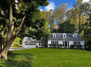 144 Hawks Hill Rd, New Canaan, CT 06840
