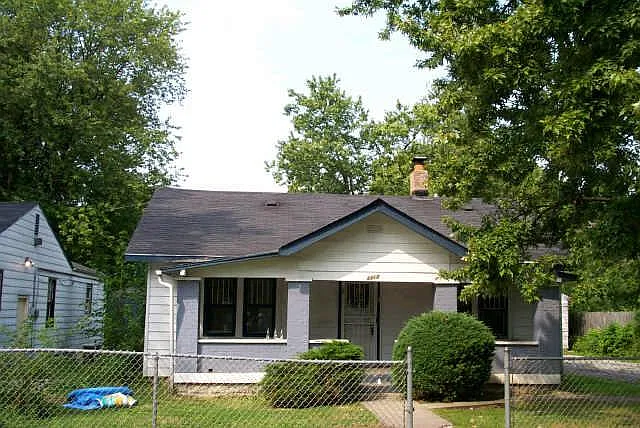 3312 Schofield Ave photo 1