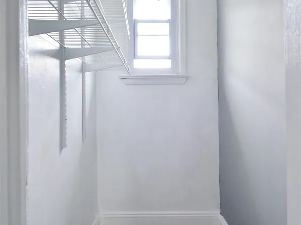 48 Humphrey Avenue image 13 of 19