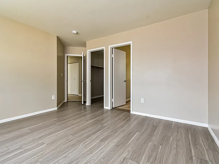 2306 Hollow Oak Ave — Photo 9