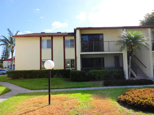 4695 Sable Pine Circle #C2, West Palm Beach, FL 33417