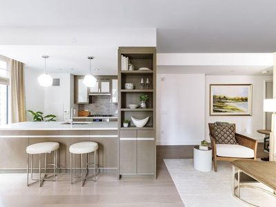 100 Lovejoy Wharf #12NA, Boston, MA, 02114