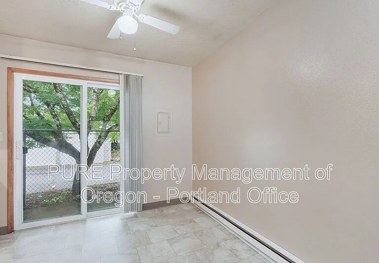 1313 SE 130th Ave — Photo 10