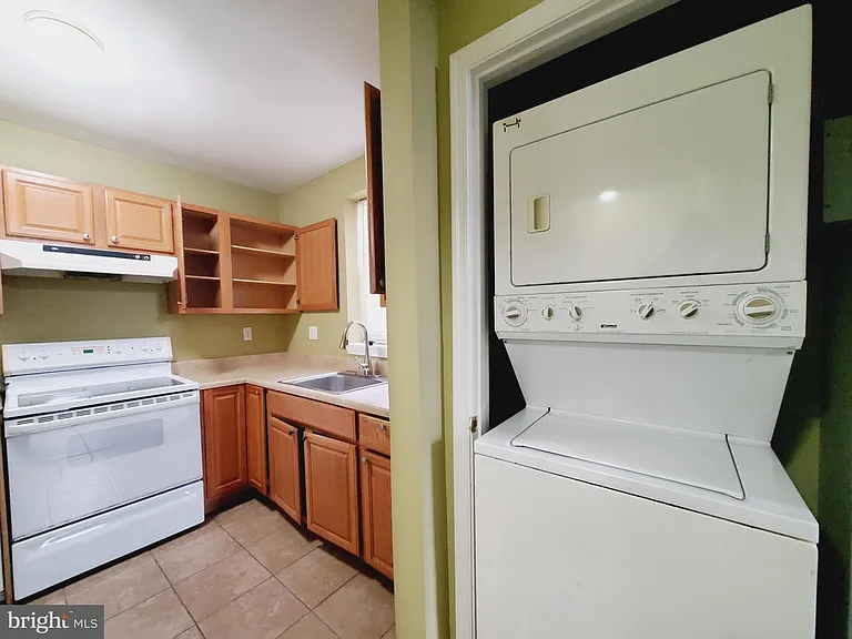 1131 N Gilmor St #2 — Photo 7