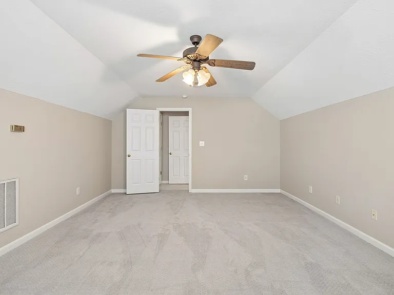 3106 Jeffrey Ct — Photo 44