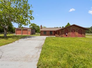 18016 Mustang Pl, Gulfport, MS 39503