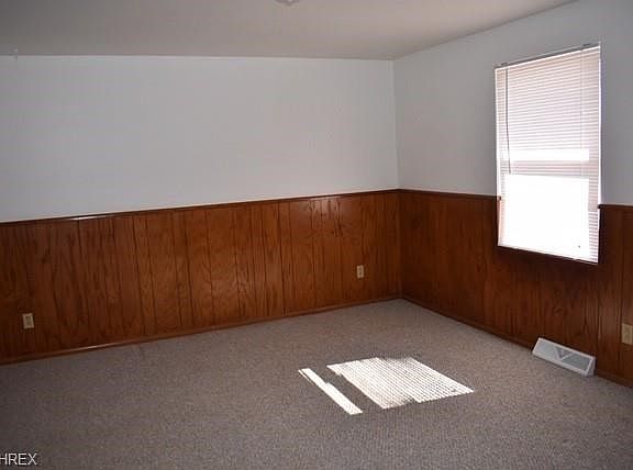 3rd image of 1804 Elizabeth St