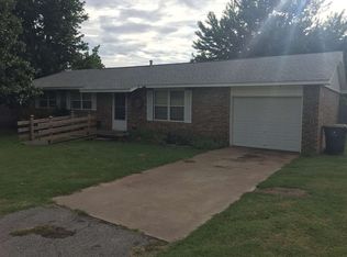 811 N 7th St, Marlow, OK 73055