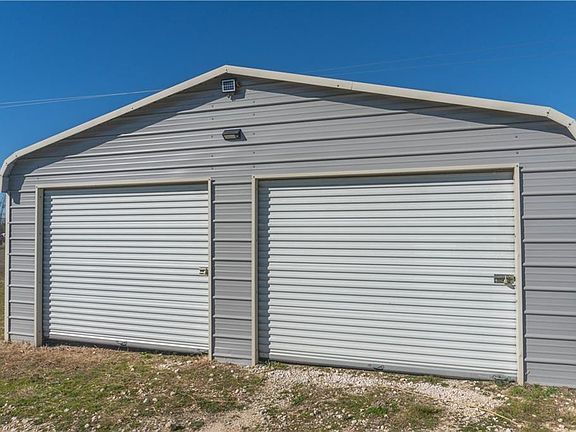 3rd image of 3375 County Road 303