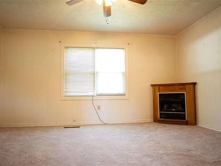 3131 Langley Rd — Photo 16