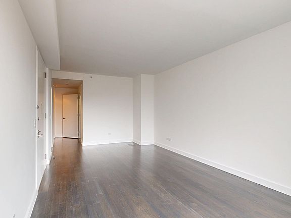 4th image of 801 Amsterdam Ave APT 10I