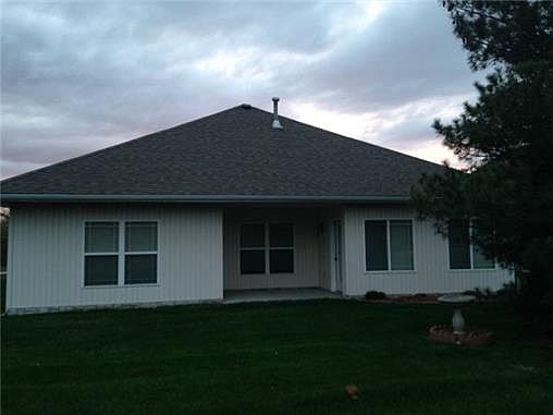 2nd image of 399 Victoria Ave
