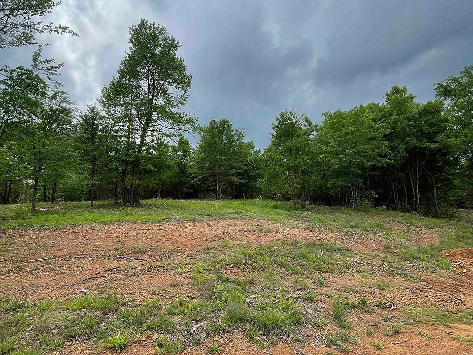 2nd image of 1 Heritage Ln