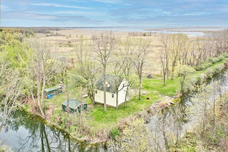 2205 Bay Shore Dr, Sebewaing, MI 48759 Zillow