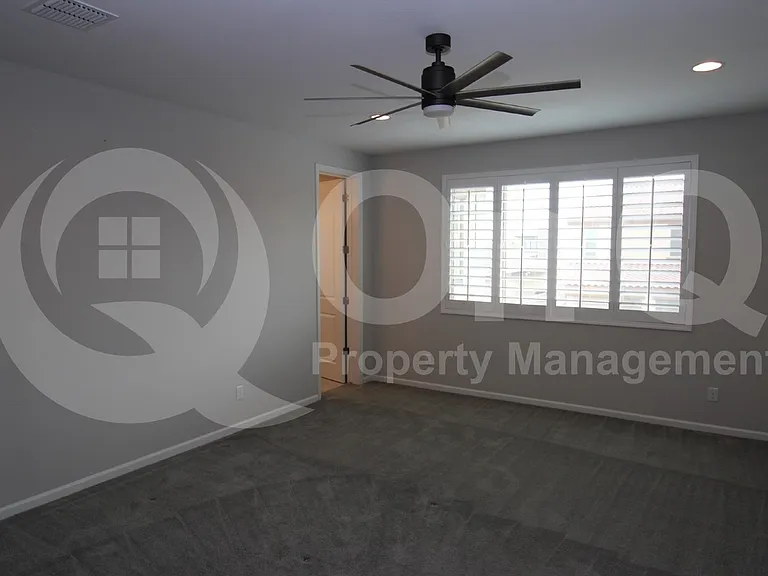 275 E Honeysuckle Pl — Photo 14
