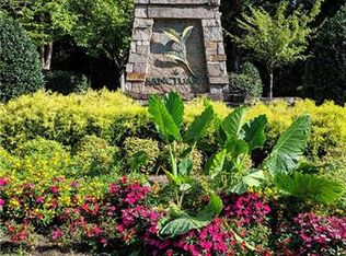 8930 Island Point Rd, Charlotte, NC 28278