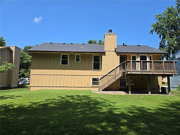 3rd image of 517 Buena Vista Dr