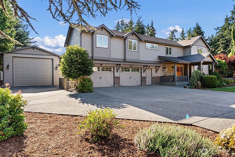 2nd image of 802 Jewil Dr.