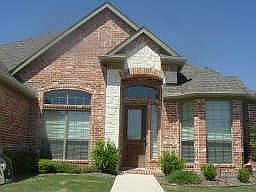 2nd image of 1915 Empire Cir