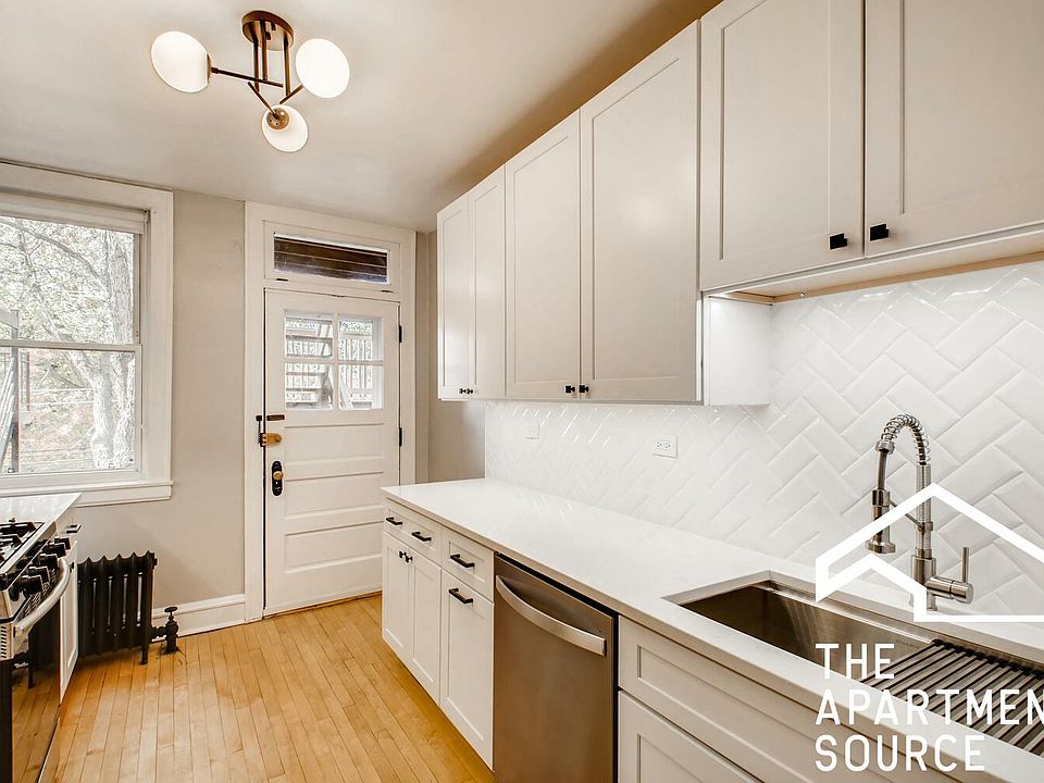1st image of 3624 N Damen Ave #3