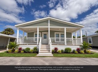 8 7th St W, Nokomis, FL 34275