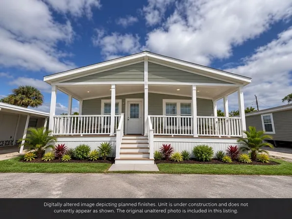 8 7th St W, Nokomis, FL 34275