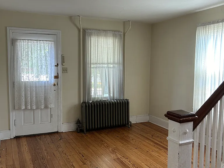 308 & 310 S 5th St #310 — Photo 1