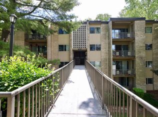 12201 Braxfield Ct APT 4, Rockville, MD 20852