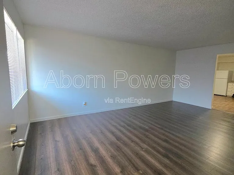 1215 Williams Way #4 — Photo 2