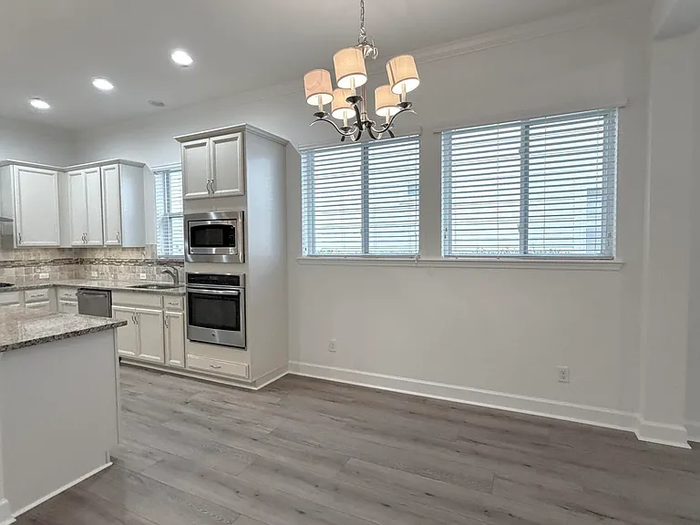 187 Southern Oak Dr — Photo 11