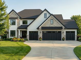 1472 S 81st St, West Des Moines, IA 50266