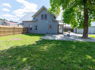 103 W Meany St, Plains, MT 59859